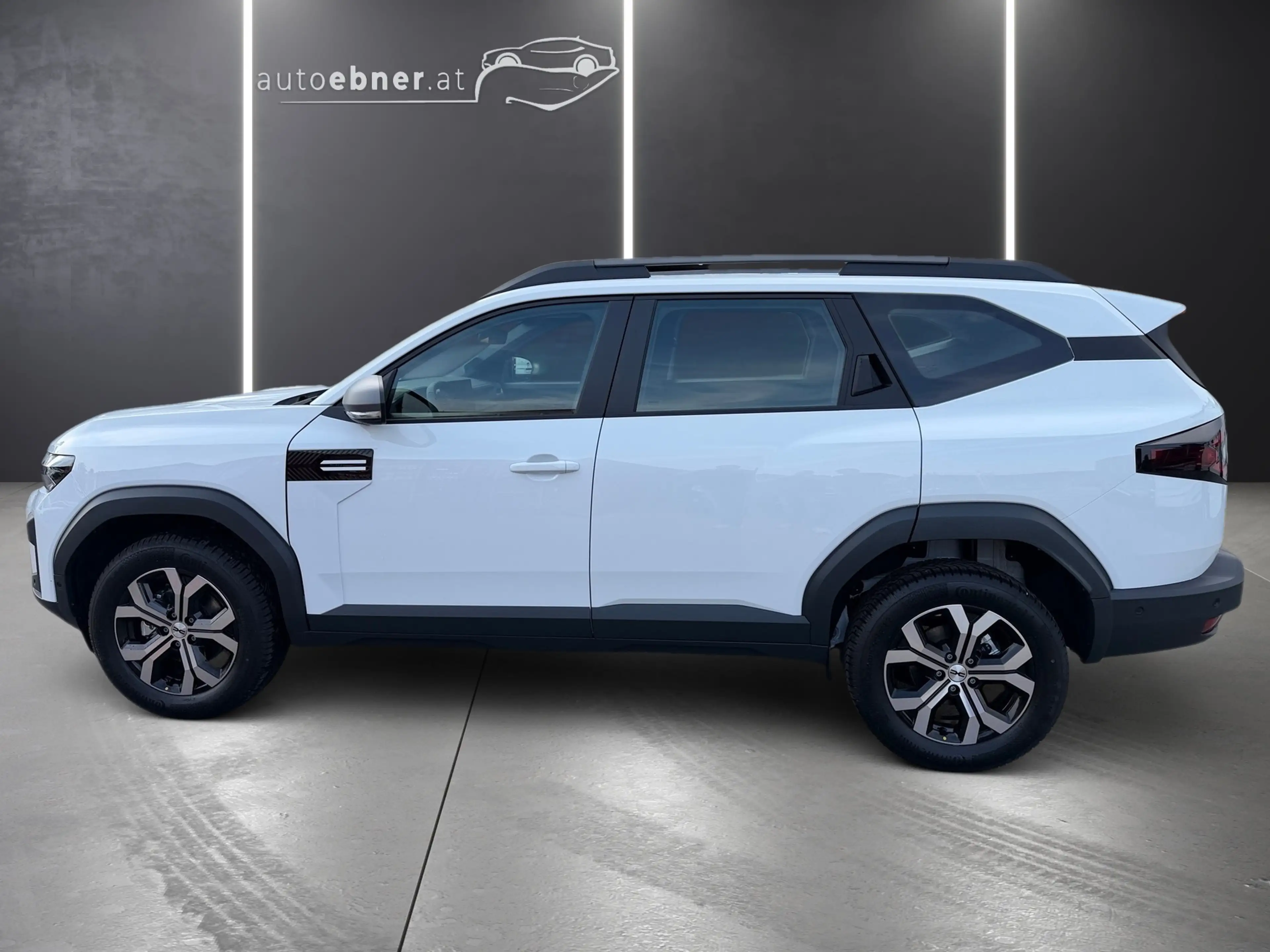 Dacia Bigster BIGSTER Expression Hybrid 150 4x4 — photo 8