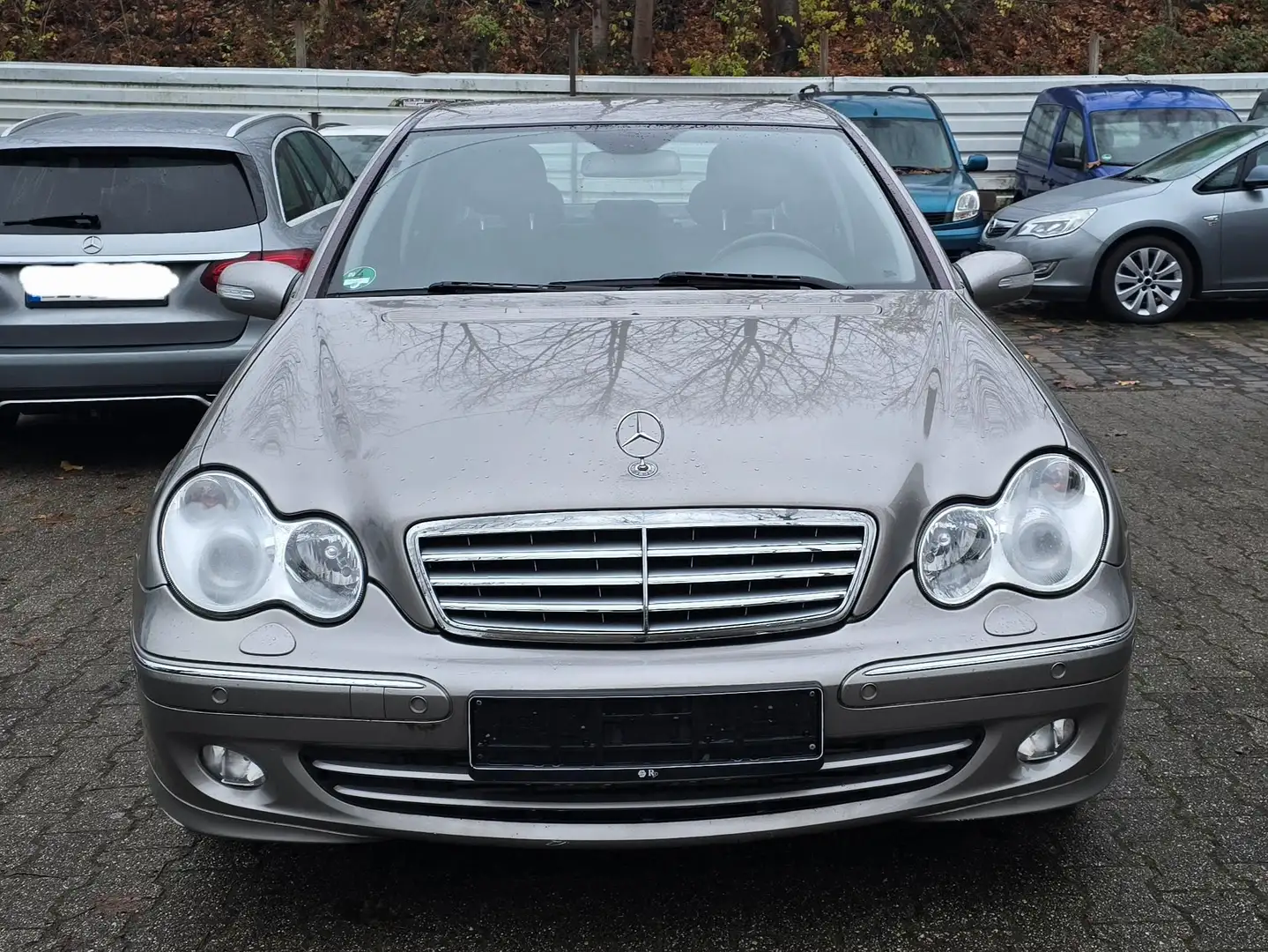Mercedes-Benz C 180 C 180 Kompressor (203.046)Automatik, Erste Hand. Grau - 2