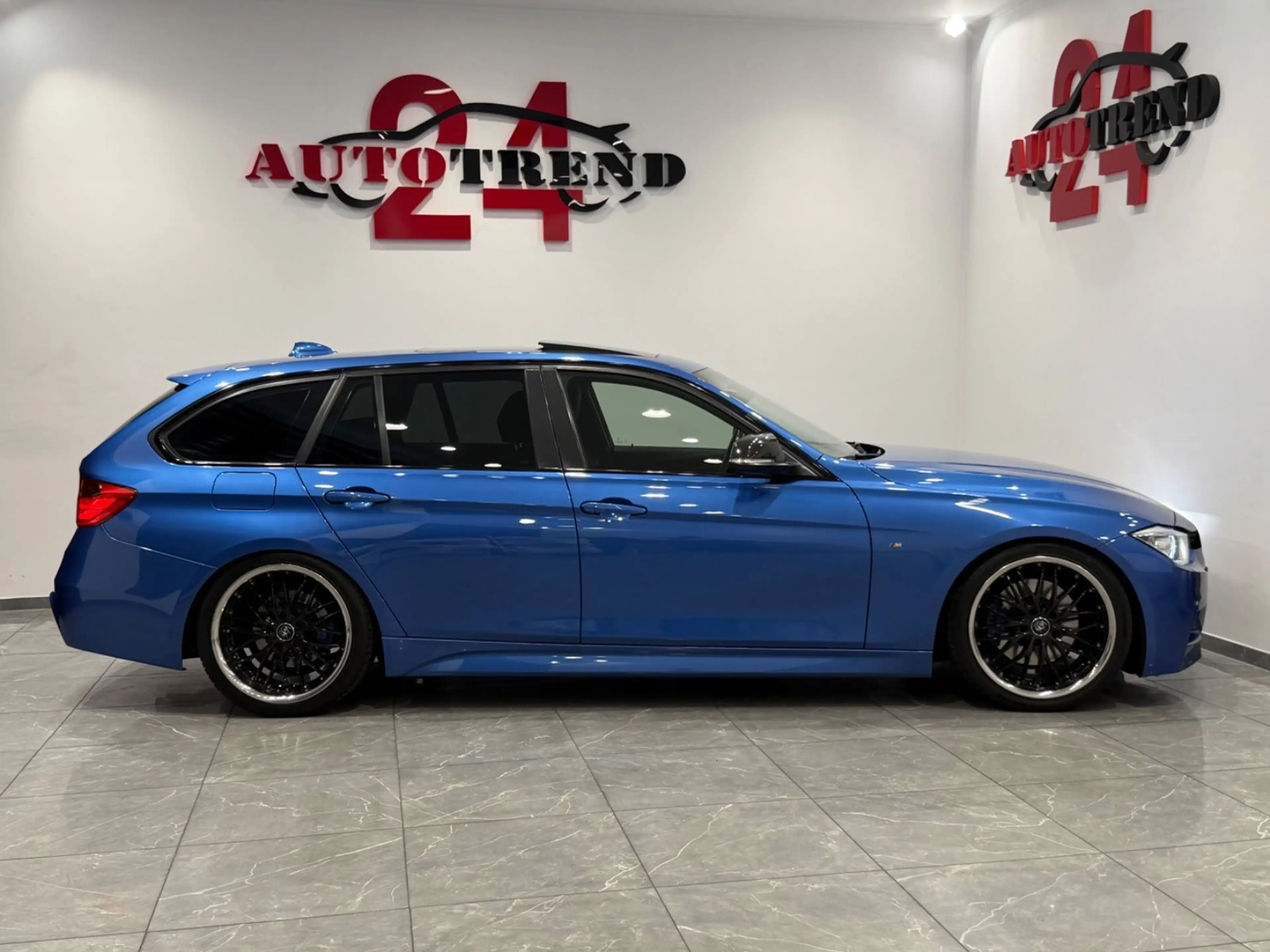 BMW 328 i Touring M-SPORTPAKET+HUD+PANO DEUTSCHES FHZ — photo 9
