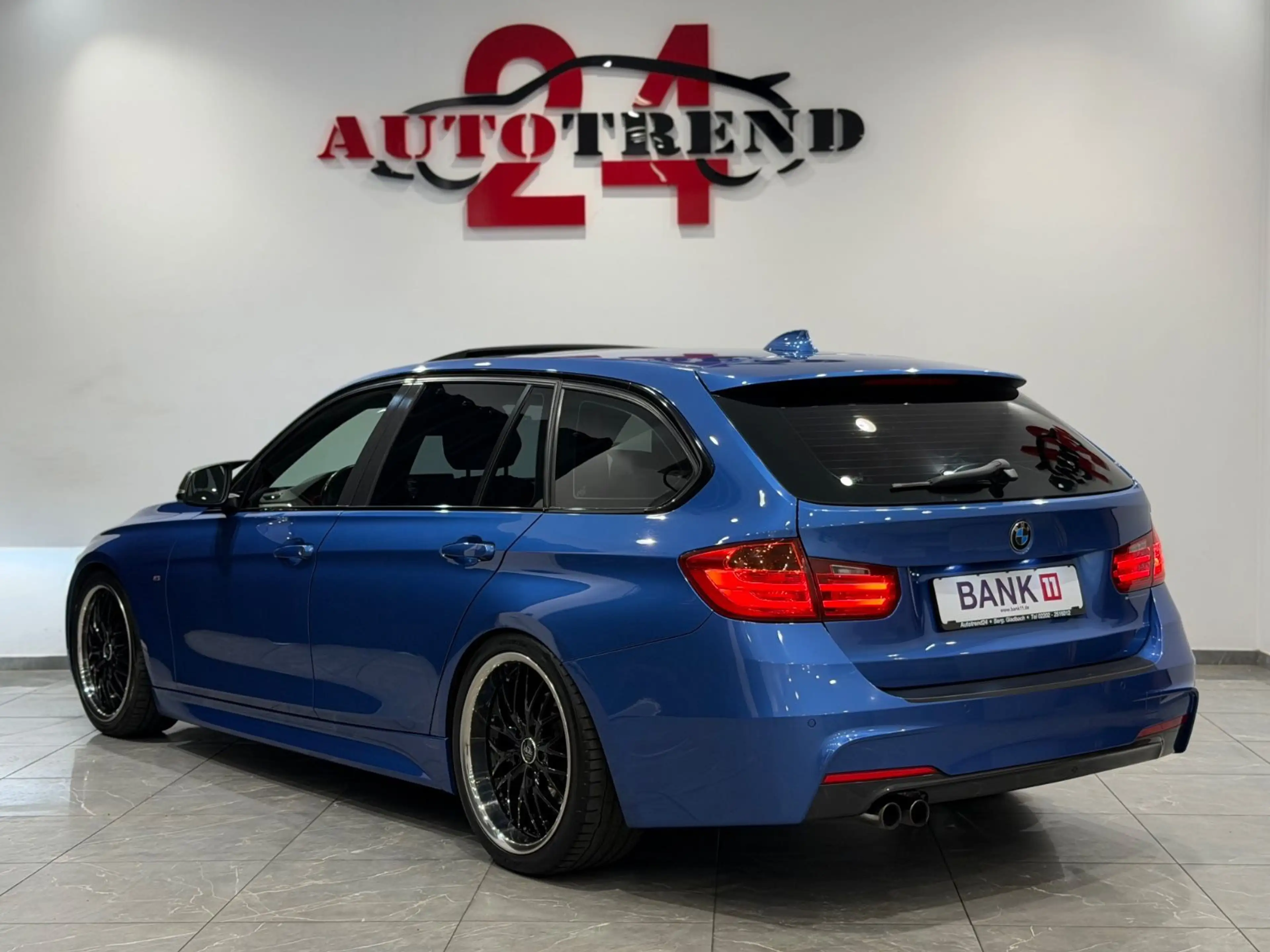 BMW 328 i Touring M-SPORTPAKET+HUD+PANO DEUTSCHES FHZ — photo 11