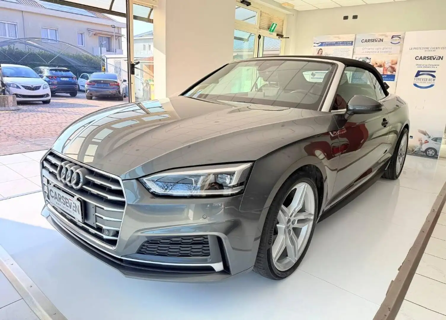 Audi A5 Cabrio S-line Gris - 1