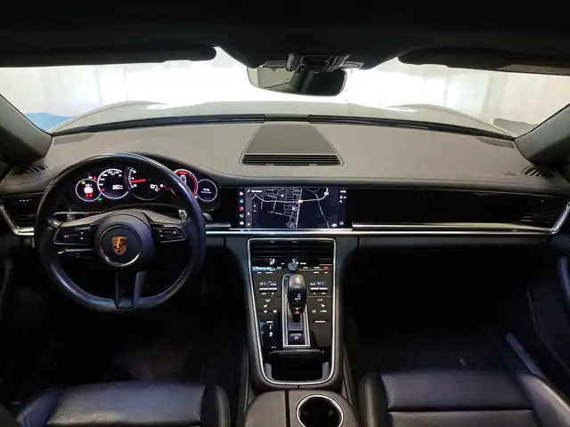 Porsche Panamera view 9