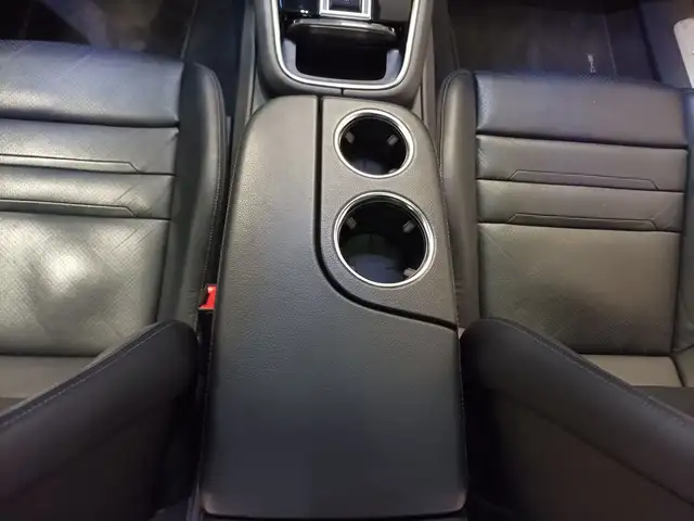 Porsche Panamera view 14