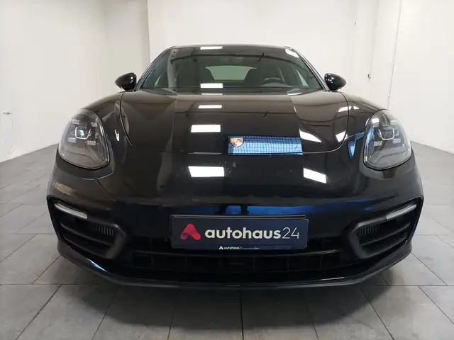 Porsche Panamera view 2