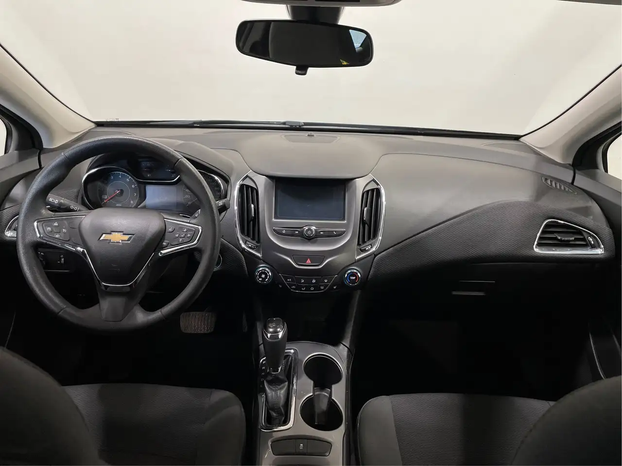 Chevrolet Cruze снимка Chevrolet Cruze