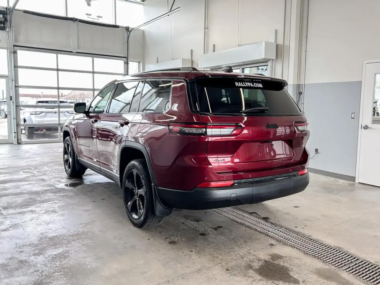 Jeep Grand Cherokee снимка Jeep Grand Cherokee