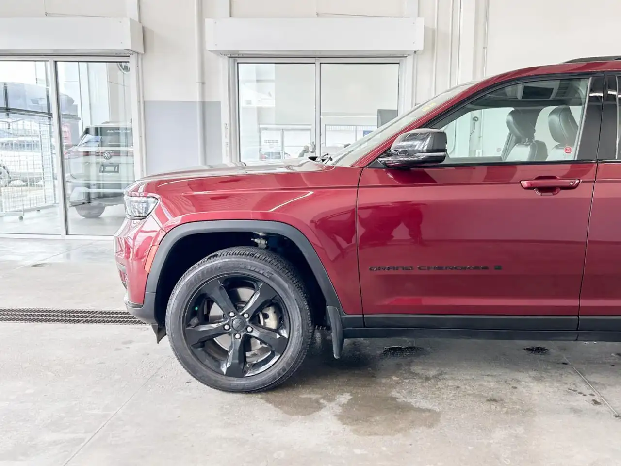 Jeep Grand Cherokee снимка Jeep Grand Cherokee