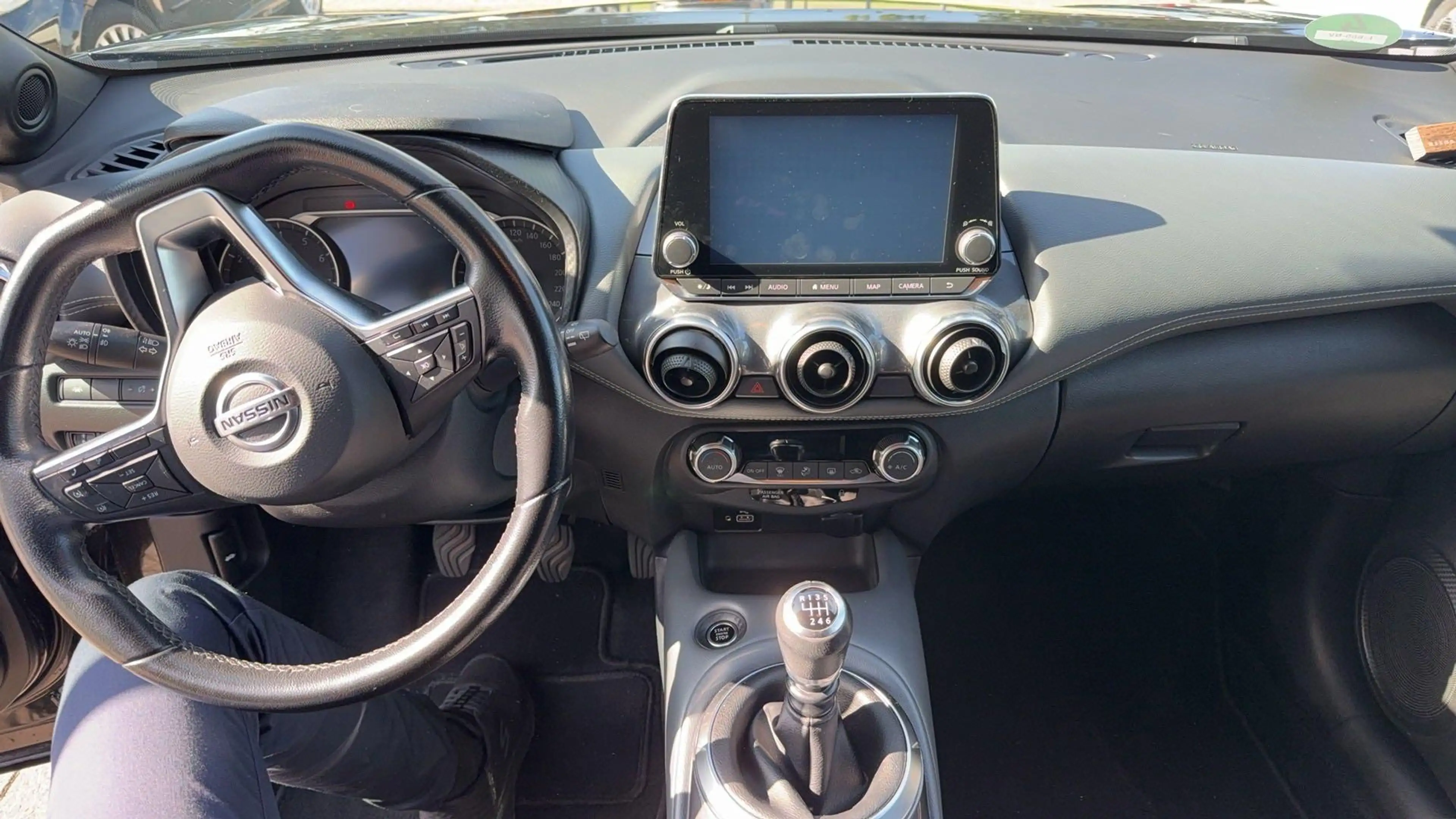Nissan Juke 1.0 DIG-T N-Connecta | Achteruitrijcamera | Apple — photo 12