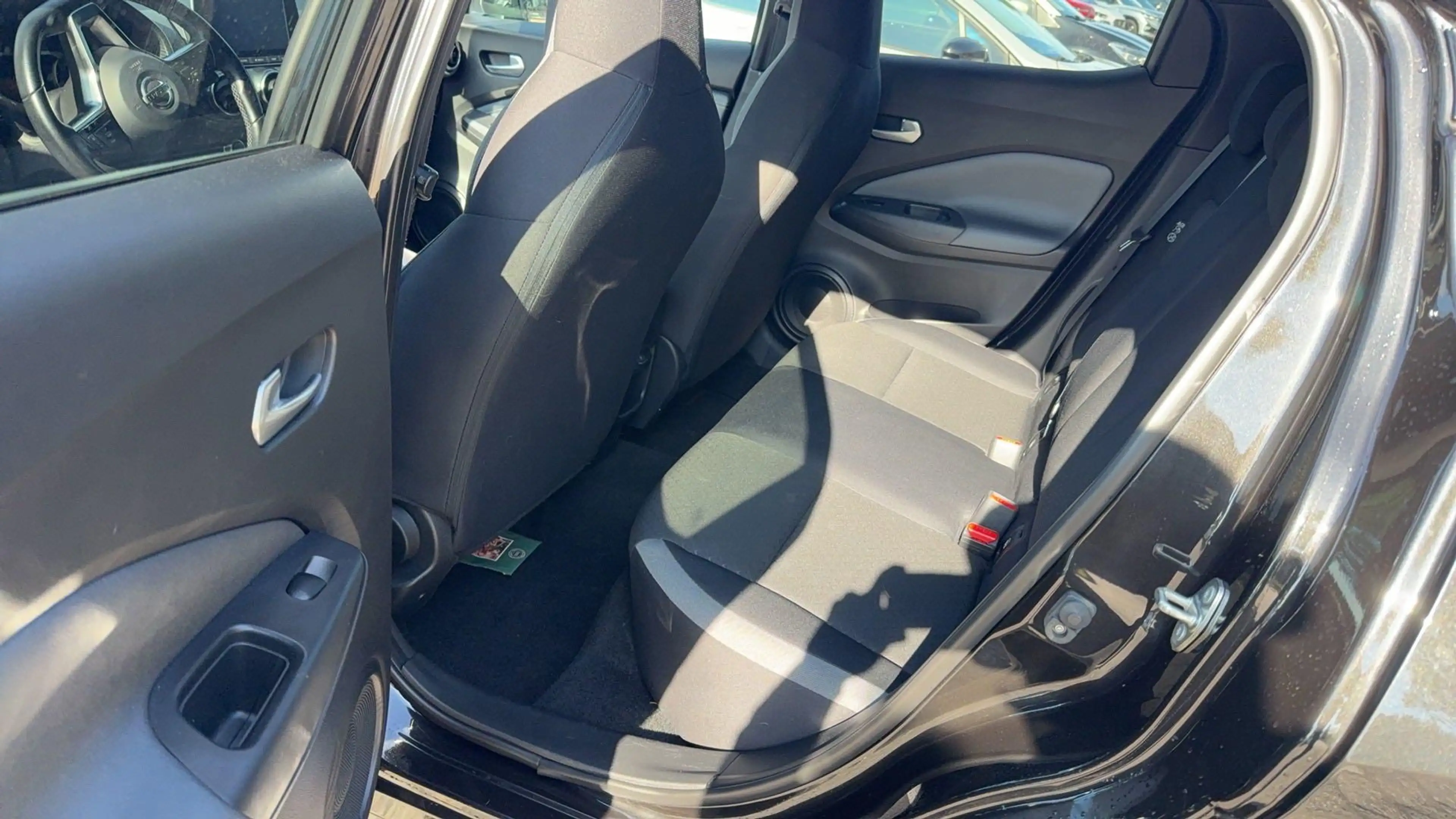 Nissan Juke 1.0 DIG-T N-Connecta | Achteruitrijcamera | Apple — photo 14
