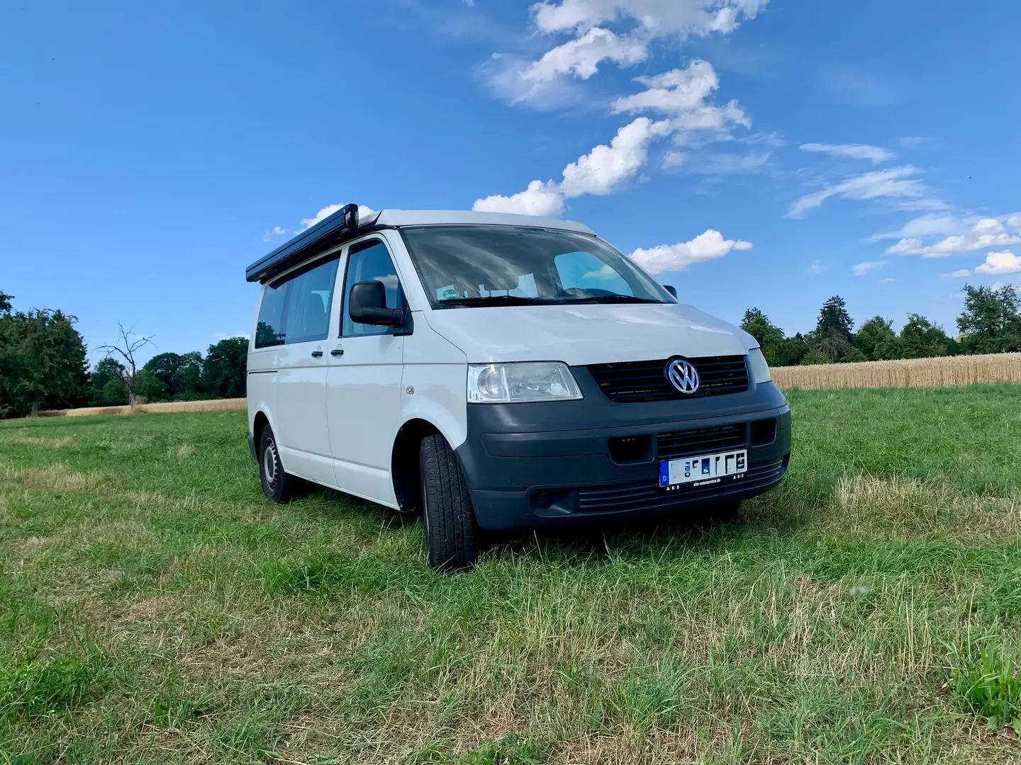 Volkswagen T5 Kombi Transporter Weiß - 1