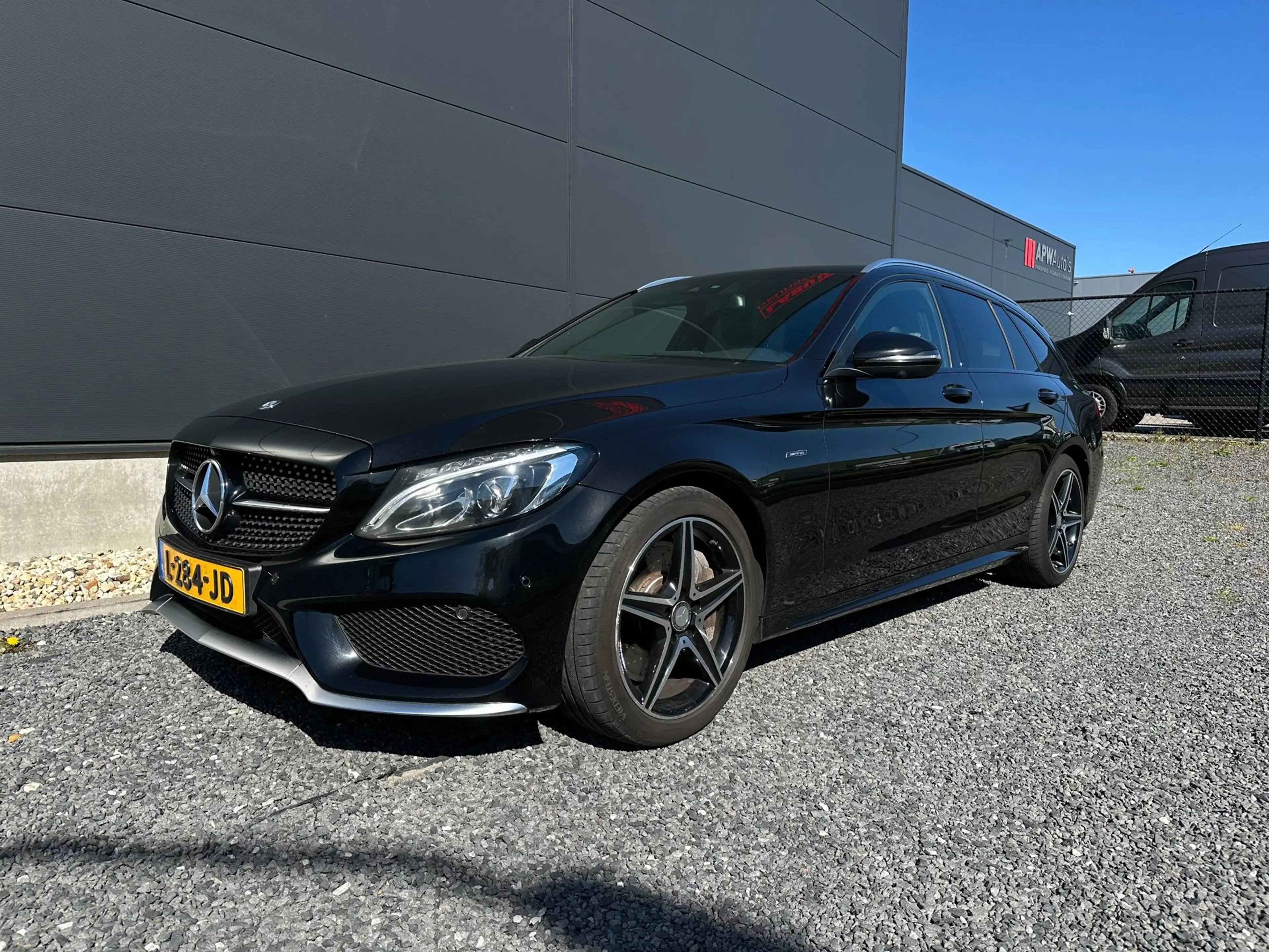 Mercedes-Benz C 43 AMG Estate 43/450 4MATIC Pano | Leder | Memory | 360 — photo 2