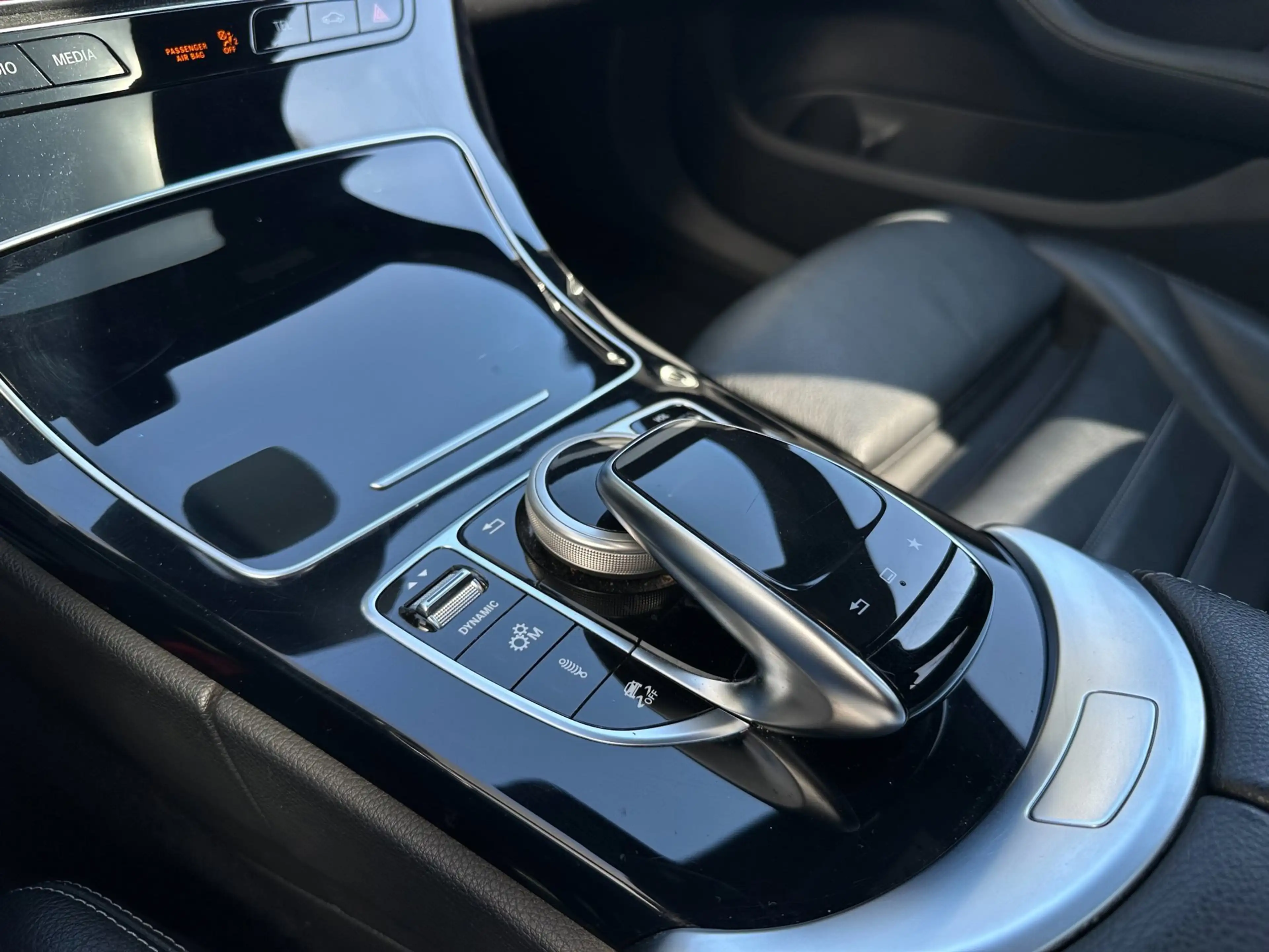 Mercedes-Benz C 43 AMG Estate 43/450 4MATIC Pano | Leder | Memory | 360 — photo 23