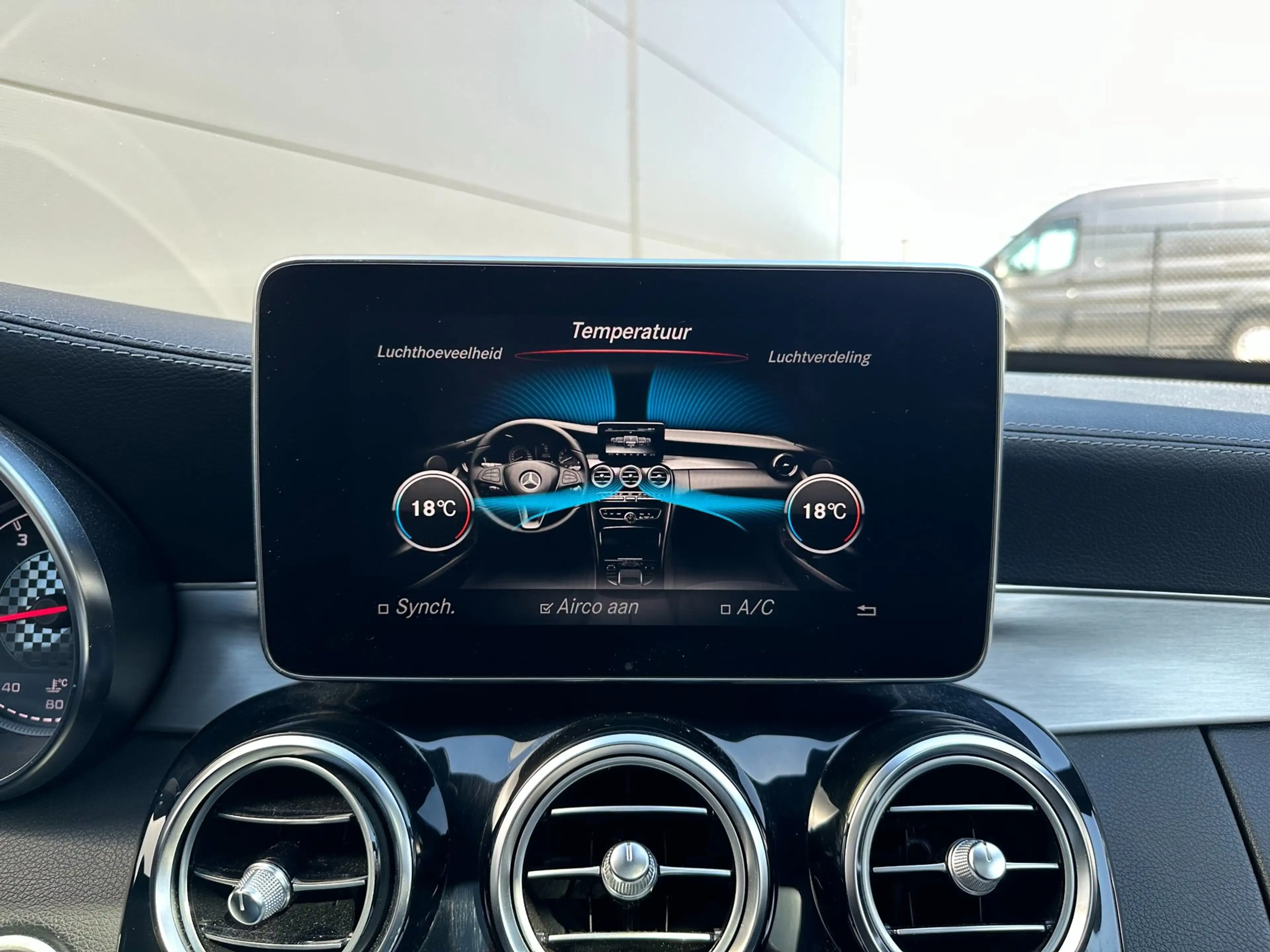 Mercedes-Benz C 43 AMG Estate 43/450 4MATIC Pano | Leder | Memory | 360 — photo 21