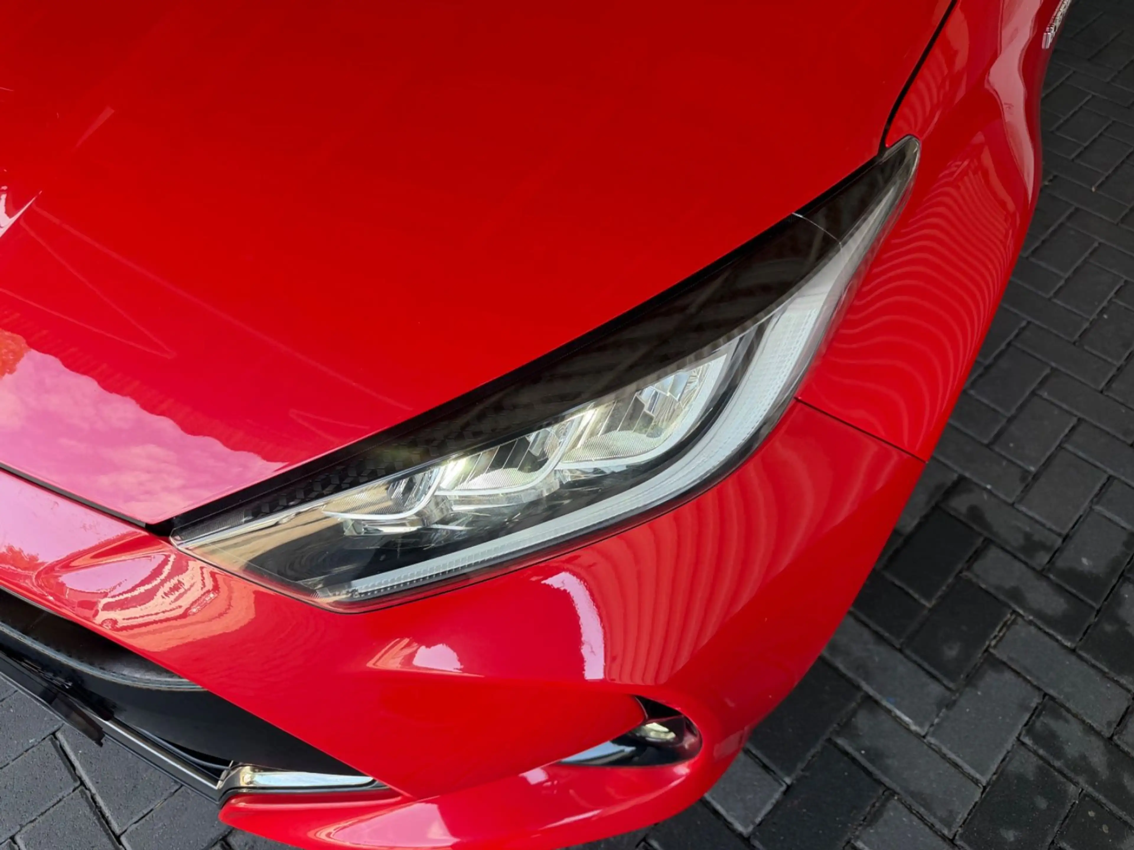 Toyota Yaris Hybrid Premiere Edition*LED*KAMERA*SCHECKH — photo 13