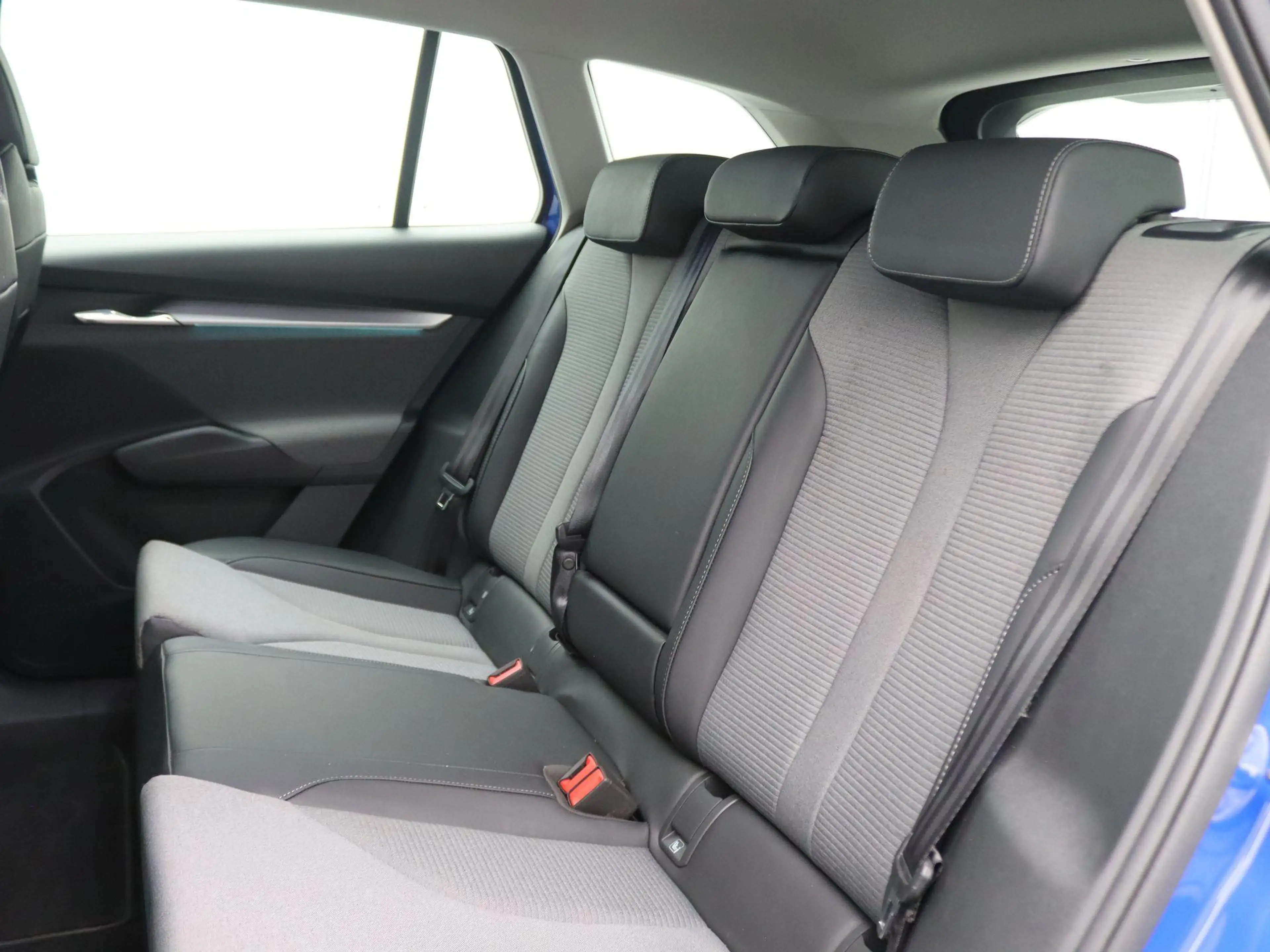 Skoda Enyaq iV 60 180PK Aut. SOH 93,53%, Achteruitrijcamera, C — photo 7