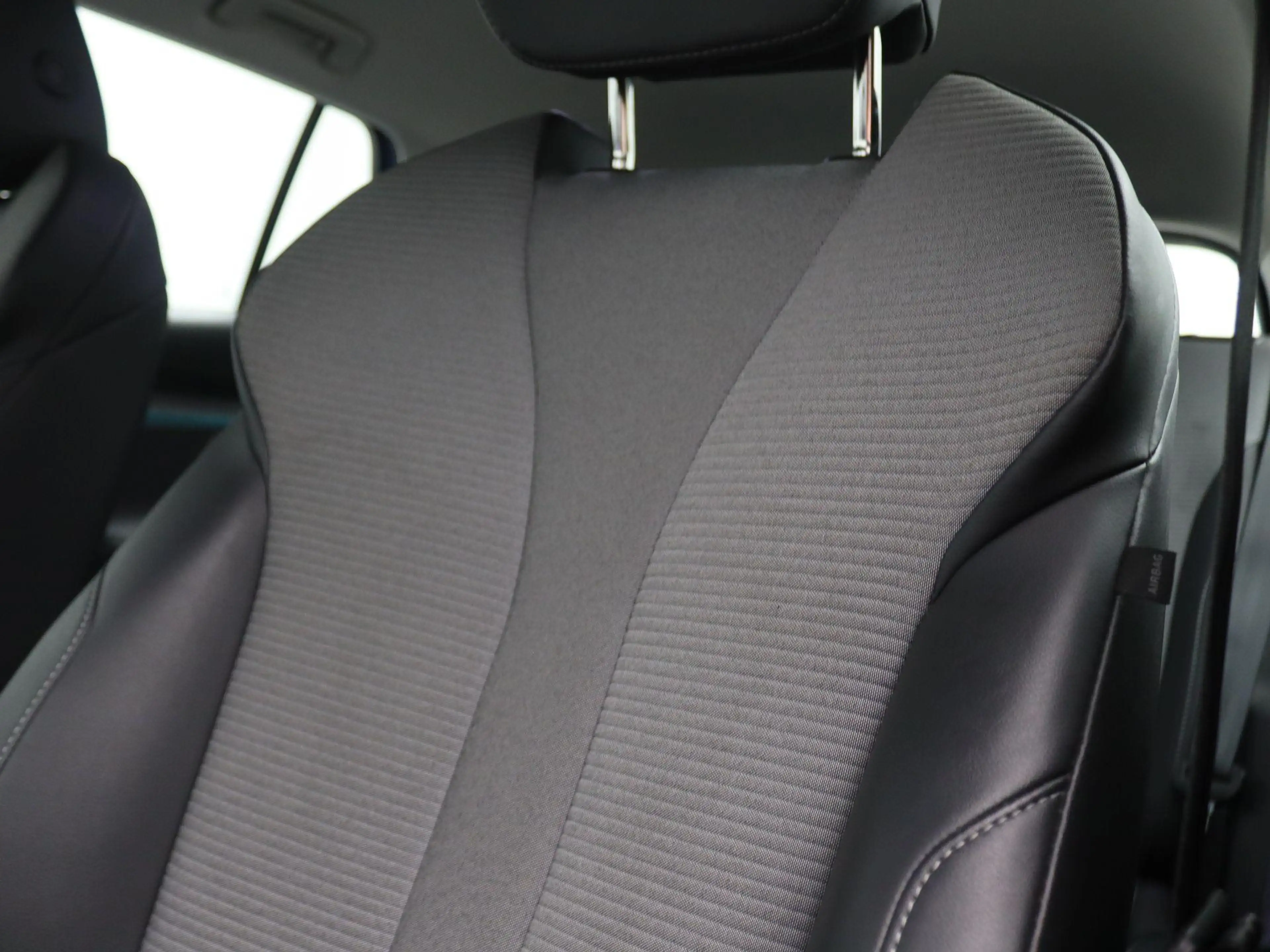 Skoda Enyaq iV 60 180PK Aut. SOH 93,53%, Achteruitrijcamera, C — photo 36