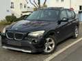 BMW X1 18 d sDrive/1.HAND/SITZHEIZUNG/PANORAMA/DIESEL Schwarz - thumbnail 3