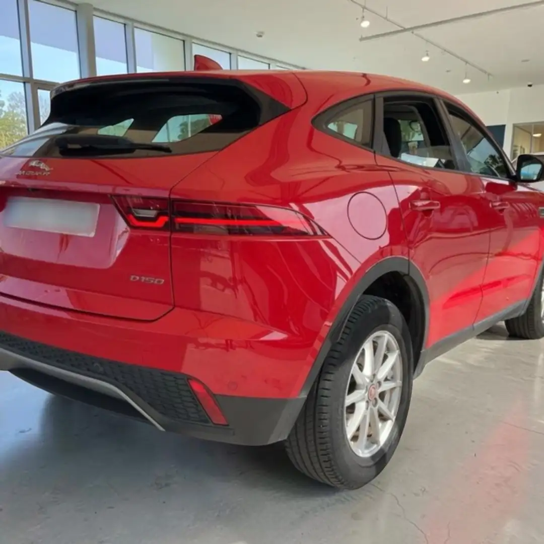 Jaguar E-Pace 2.0D I4 Standard FWD 150 Rojo - 2