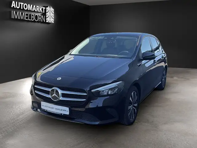 Mercedes-Benz B-Class view 4