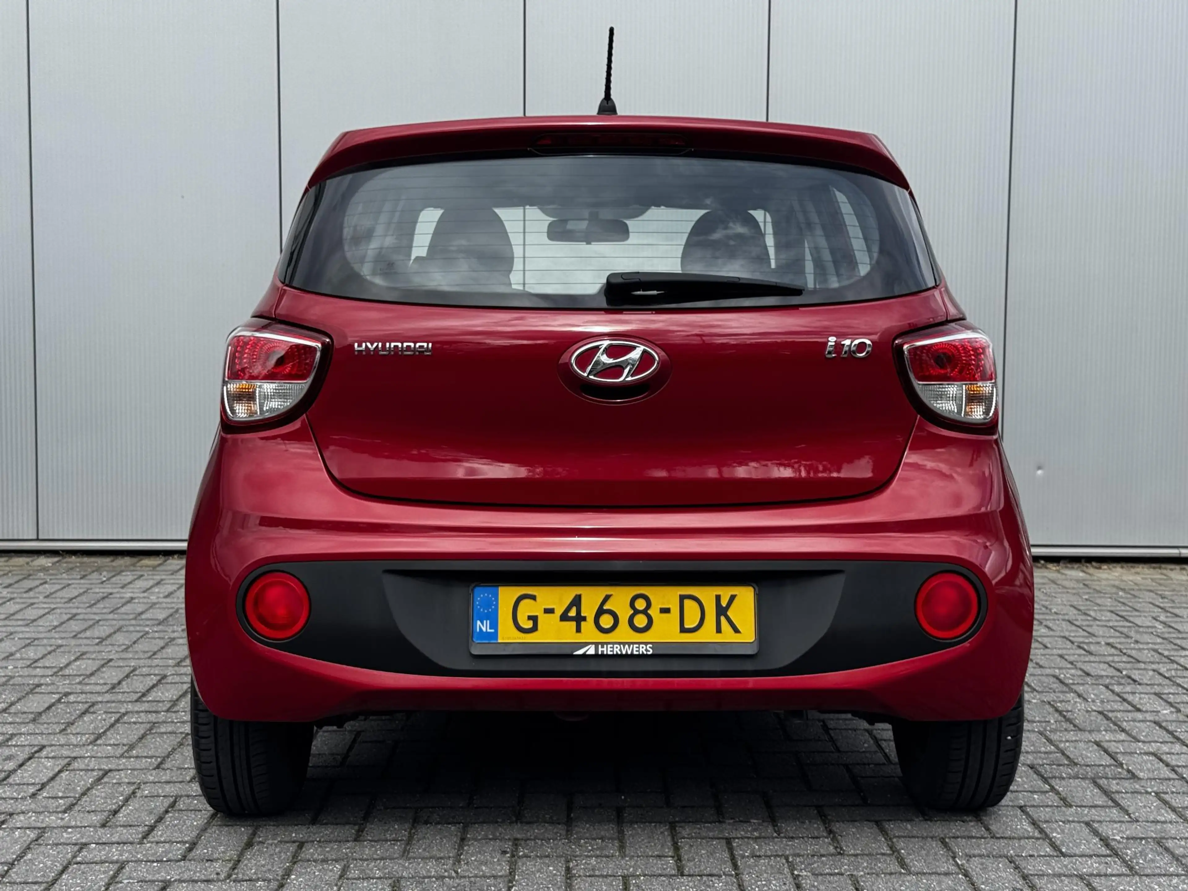 Hyundai i10 1.0i Comfort / 17.569 km!!!! / Airco / Cruise cont — photo 3