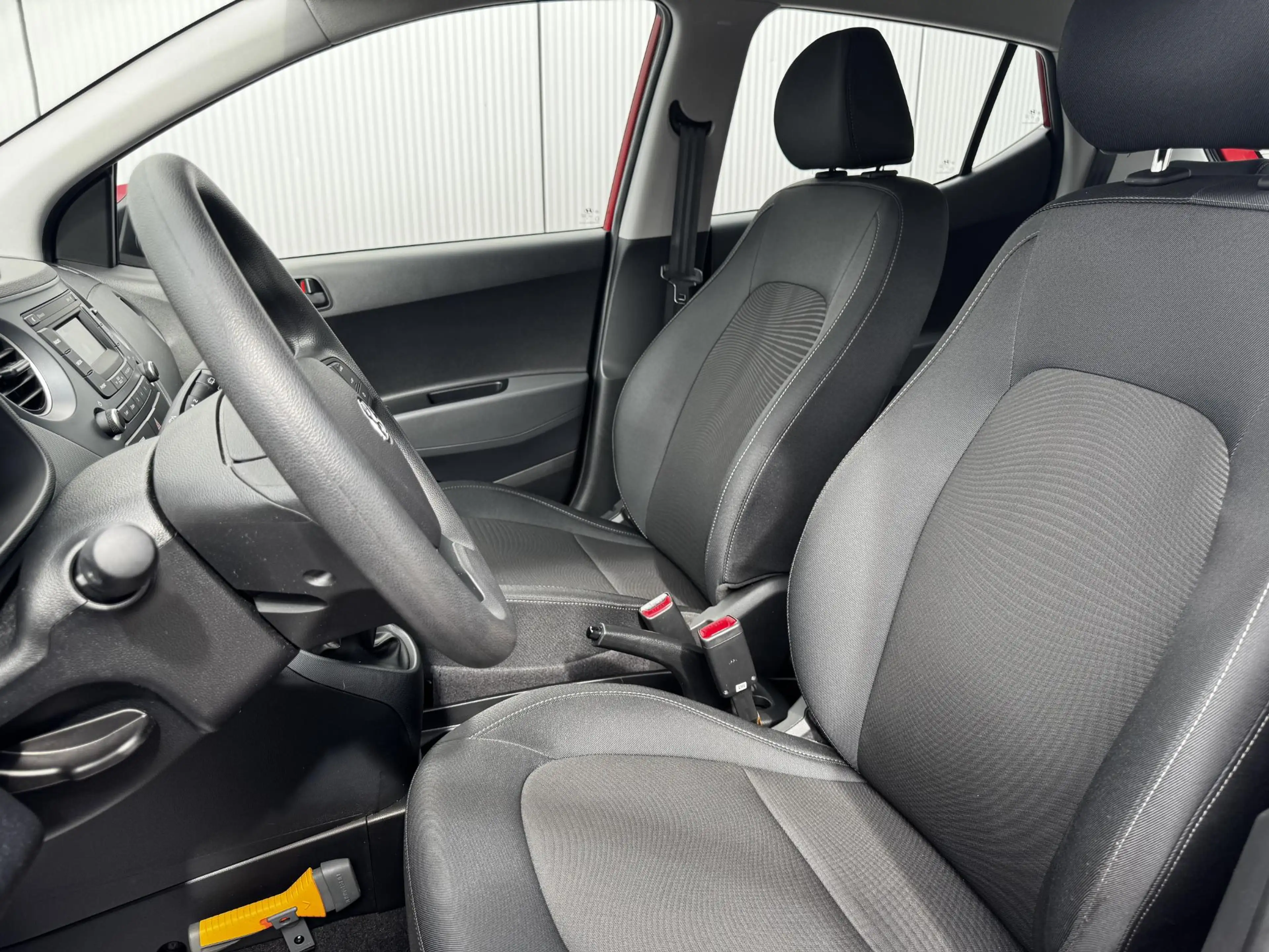 Hyundai i10 1.0i Comfort / 17.569 km!!!! / Airco / Cruise cont — photo 12