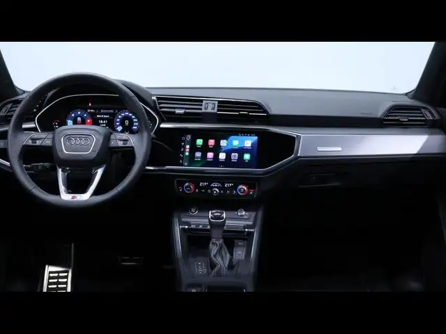 Audi Q3 view 13