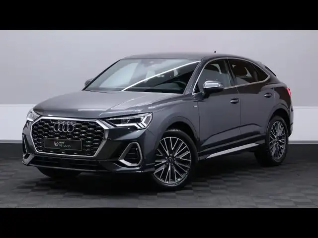 Audi Q3 main image
