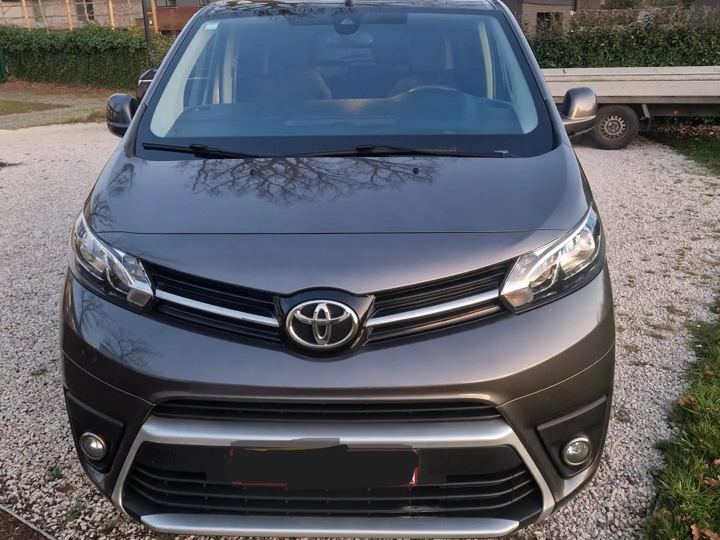Toyota Proace PROACE VERSO LONG 2.0D 150hp 6MT MPV LHD Grijs - 2