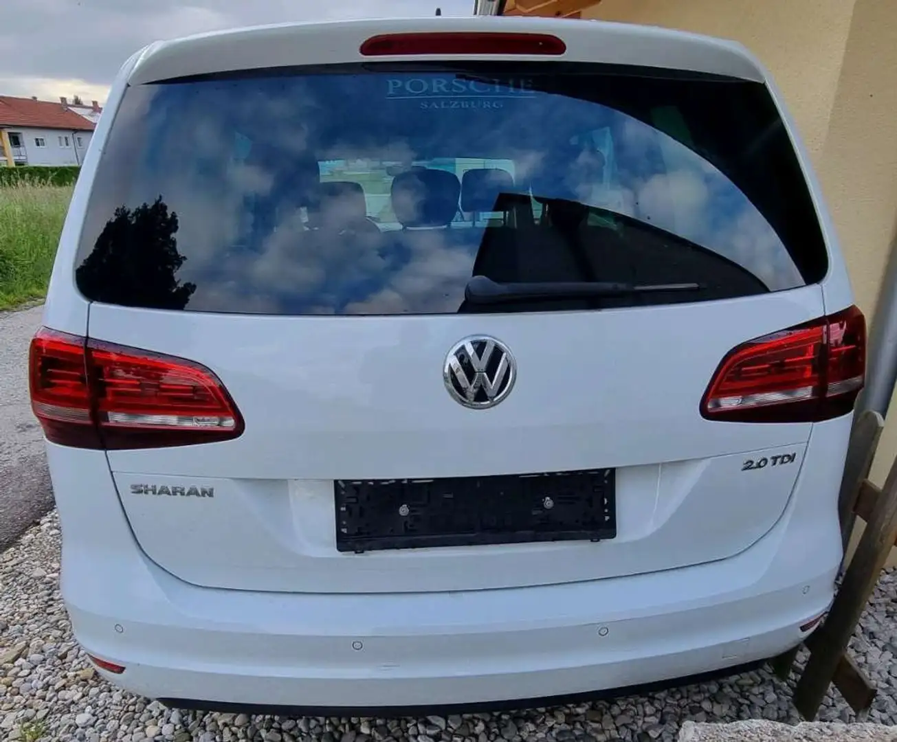 Volkswagen Sharan VW Sharan Business 2.0 TDI SCR Kombi / Family Van Weiß - 2