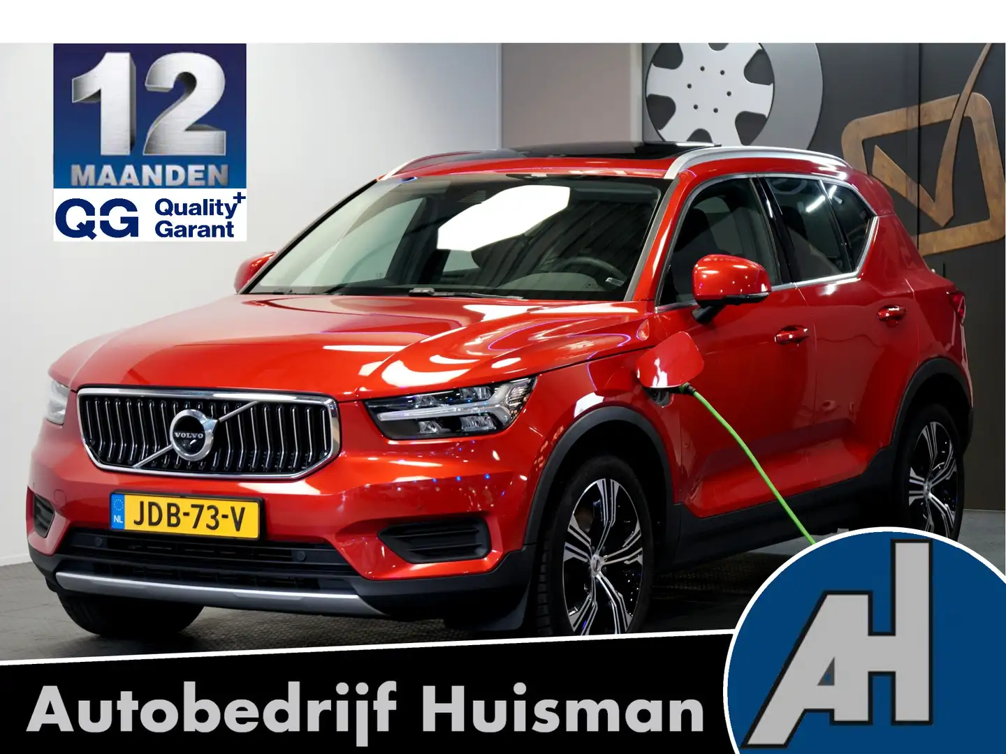 Volvo XC40 1.5 T4 155kW/211pk DCT7 Recharge Inscription PANOR Rood - 1