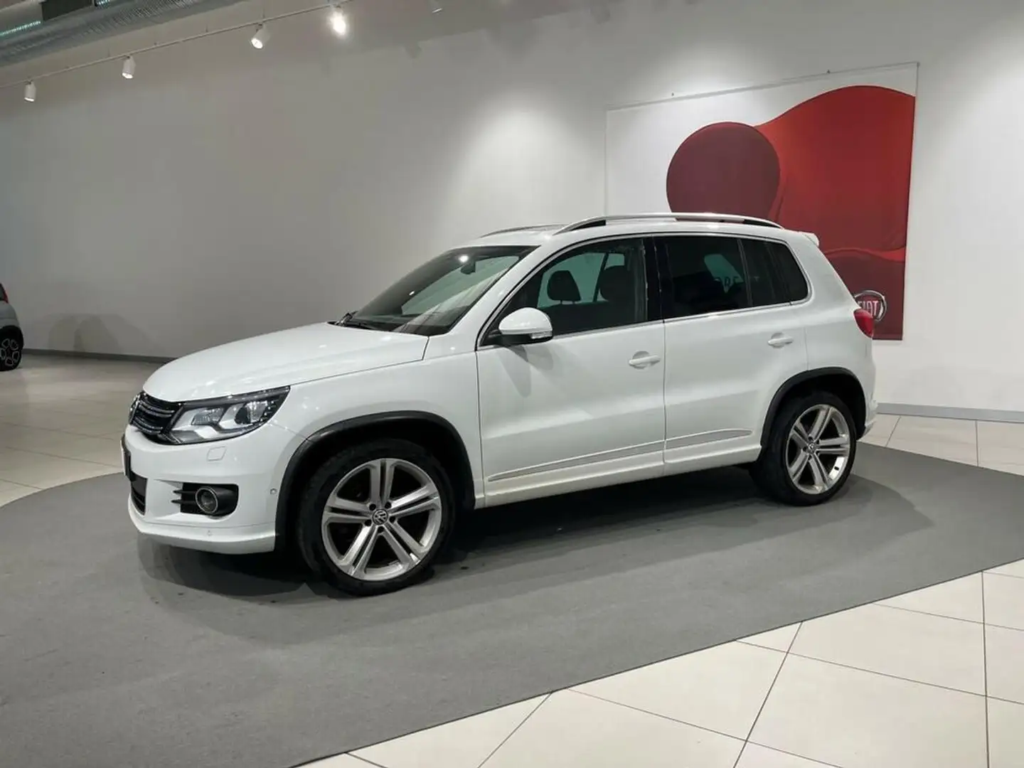 Volkswagen Tiguan 2.0 tdi R-Line BM 4motion dsg Blanc - 2