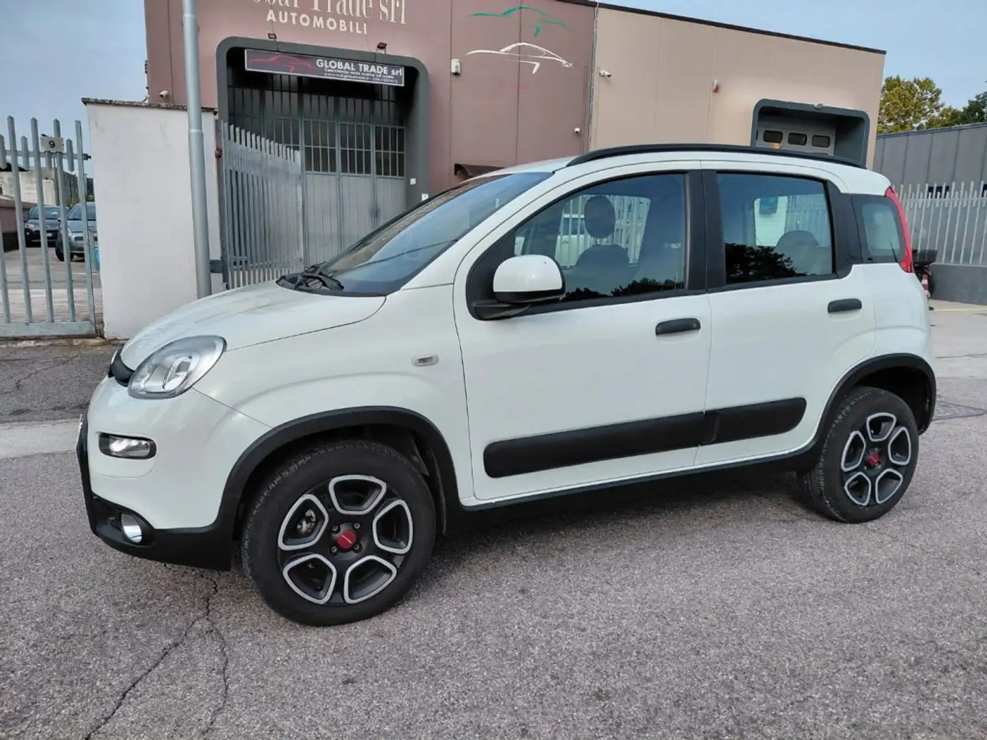Fiat Panda 0.9 TwinAir Turbo Natural Power City Life Blanc - 1
