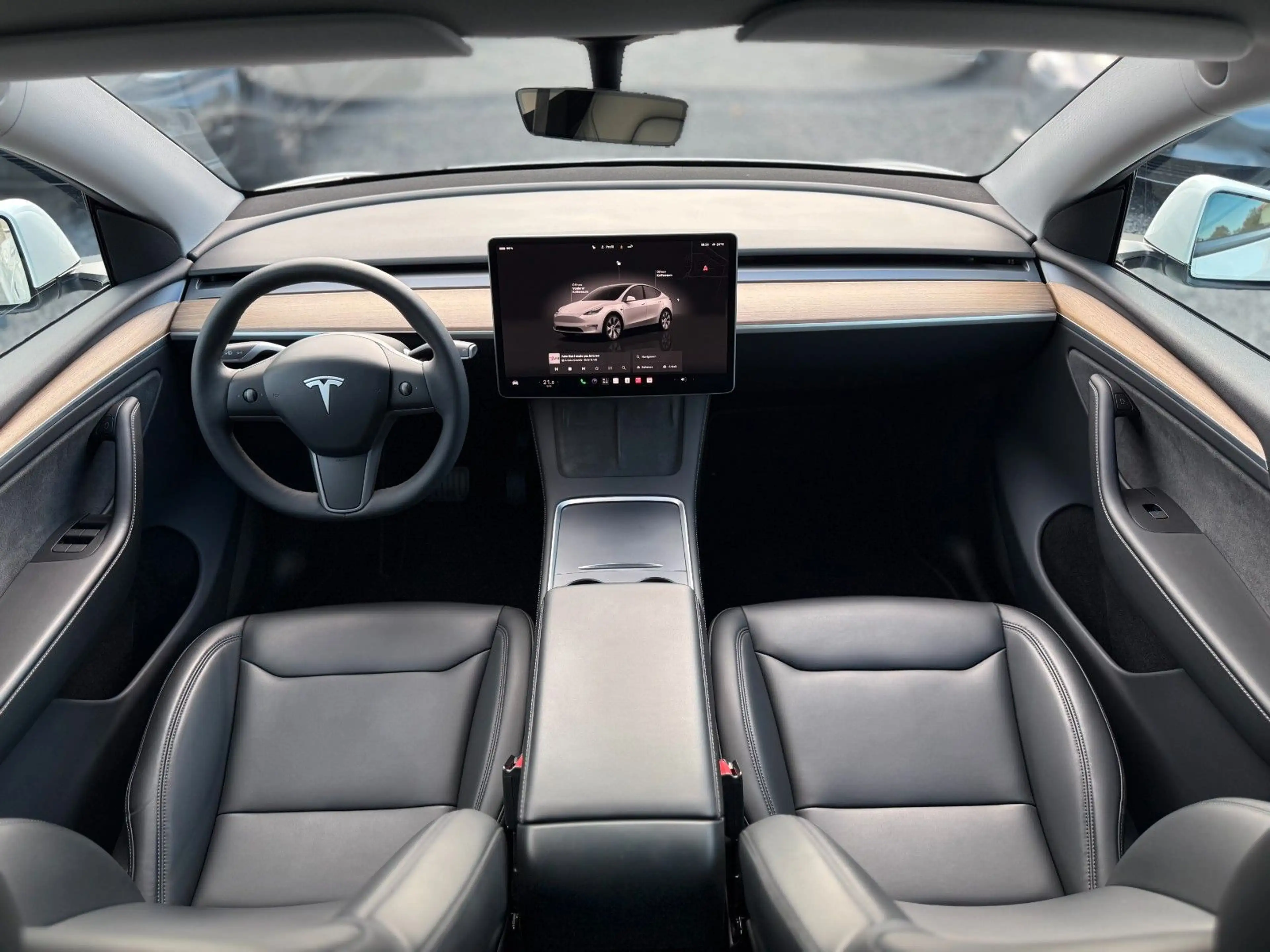Tesla Model Y Long Range AWD Ryzen 1.Hand MwSt. AHK — photo 11