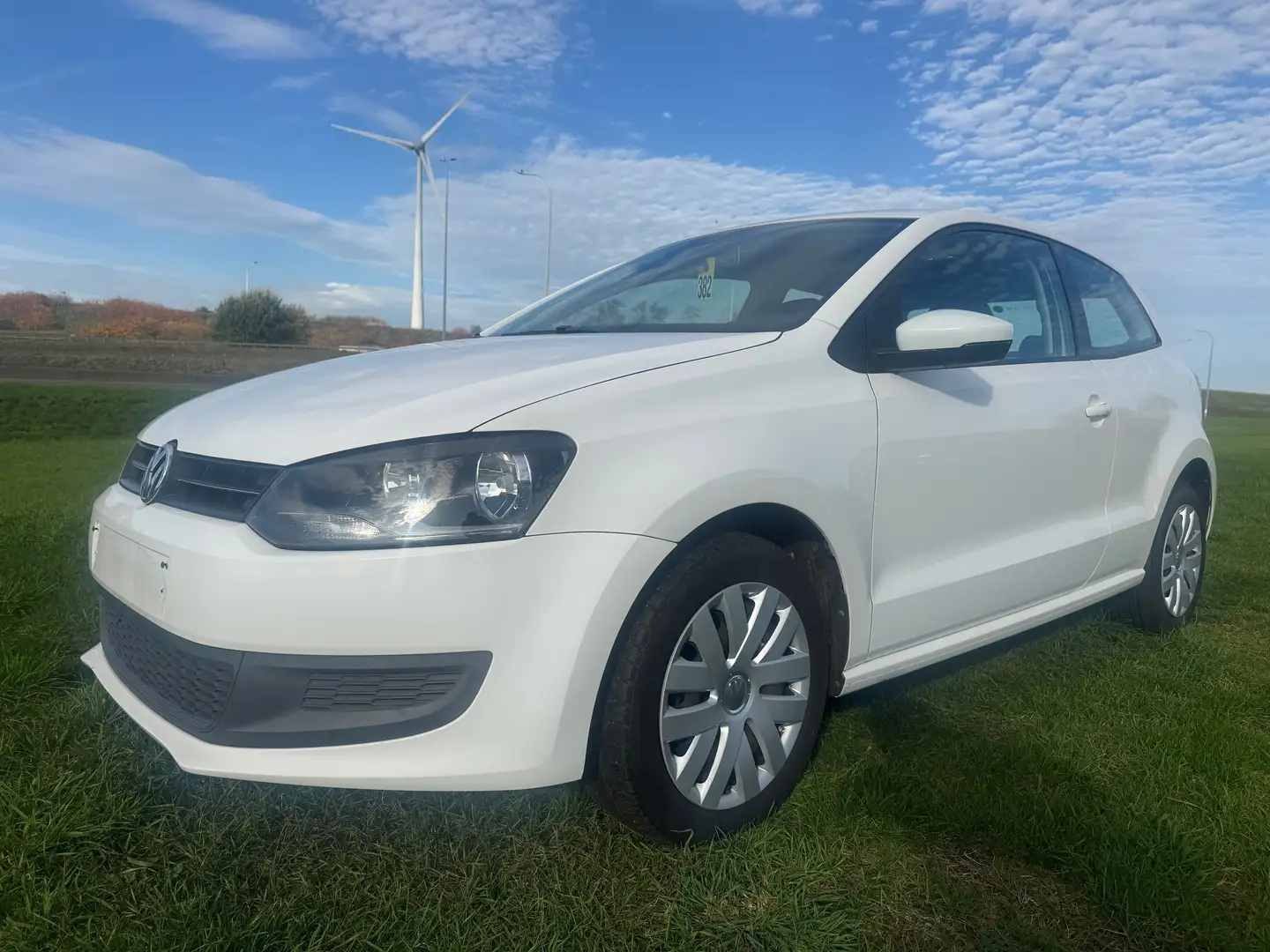 Volkswagen Polo Polo 1.4i / Garantie 12m. Bílá - 1