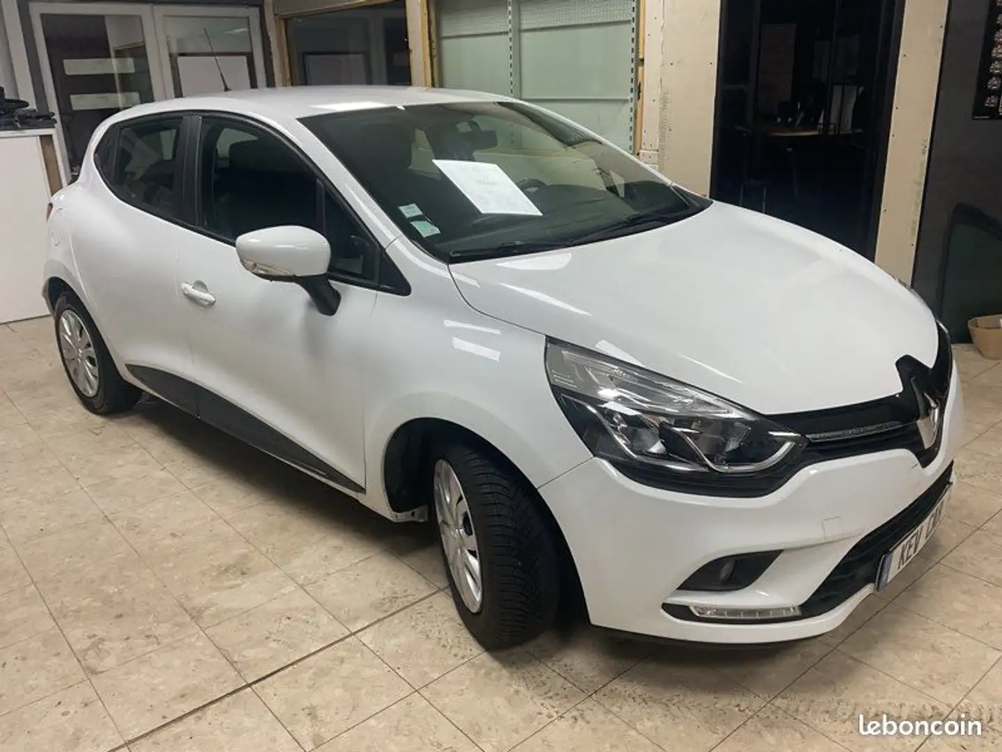 Renault Clio IV dci 90 cv garantie 12 mois Blanc - 2