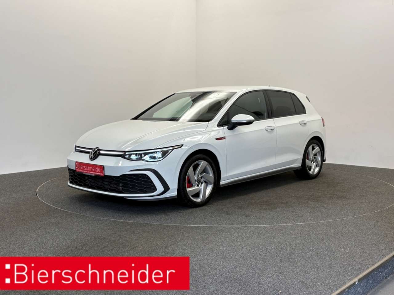 Volkswagen Golf GTI — Volkswagen Golf GTI 8 2.0 TSI DSG DIGITAL COCKPIT PRO LED PDC 17 ACC D