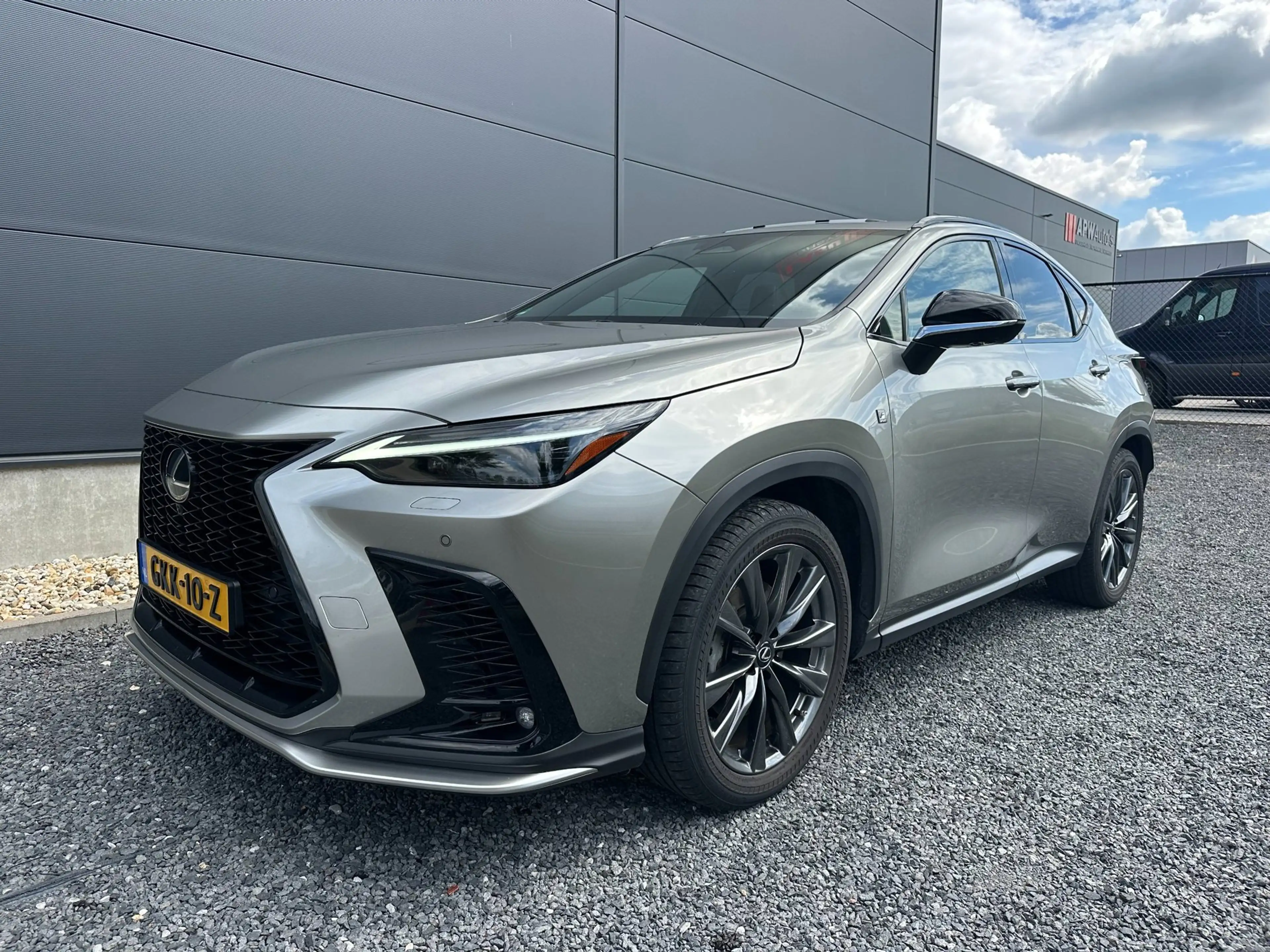 Lexus NX 450h+ AWD F SPORT Line Pano | Leder | Memory — photo 2