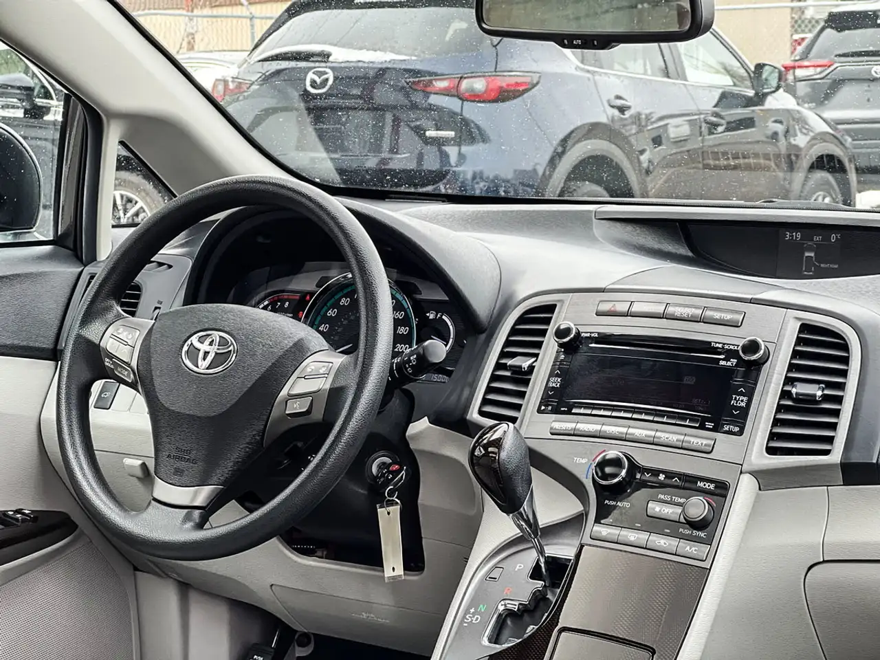 Toyota Venza fotografie Toyota Venza