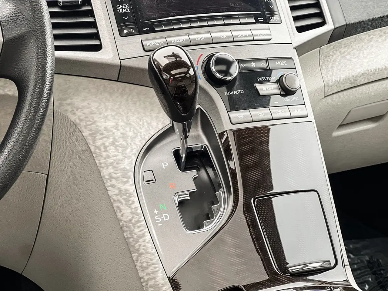 Toyota Venza fotografie Toyota Venza