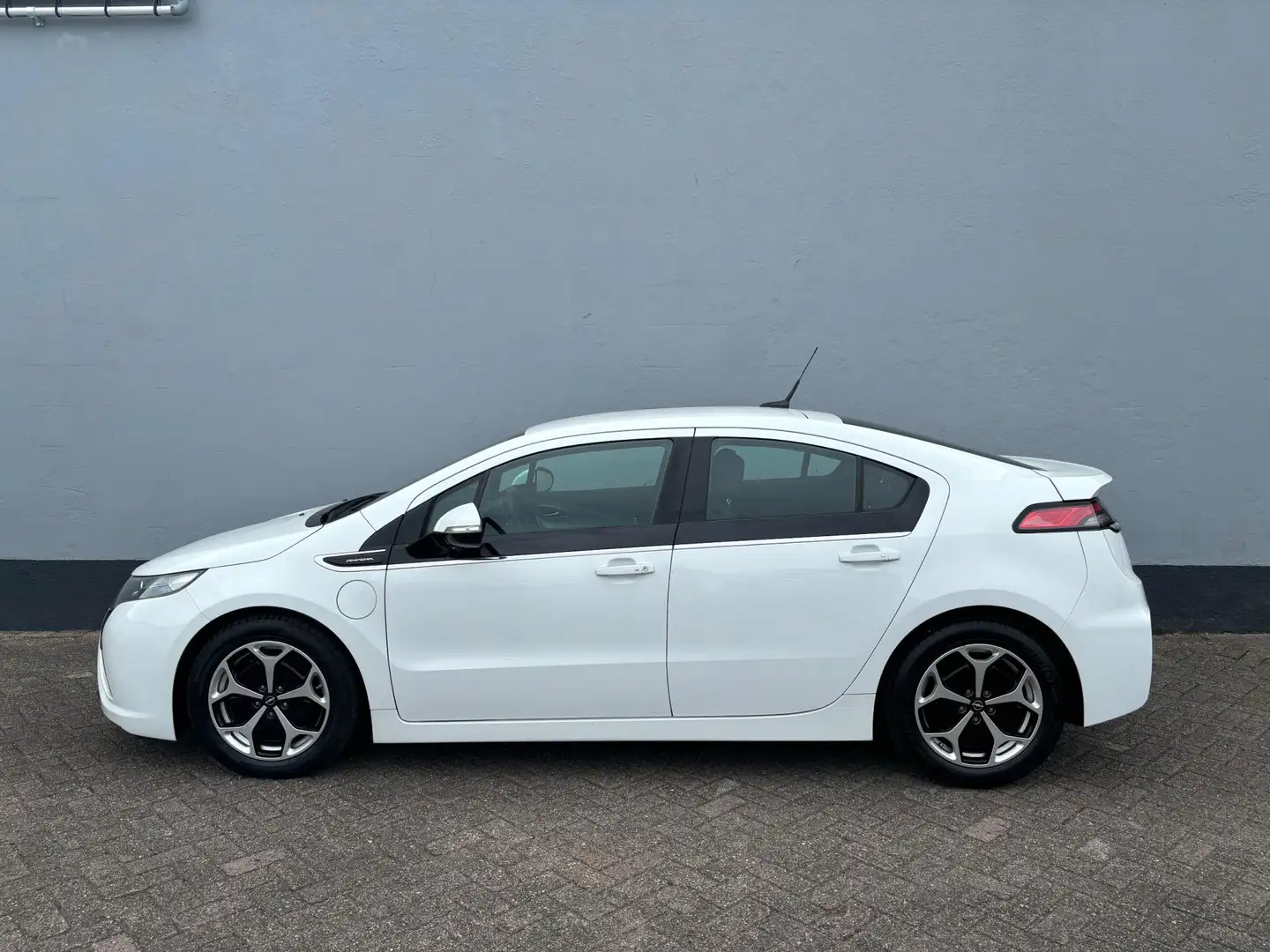 Opel Ampera 1.4 - Dealer Onderhouden Wit - 2