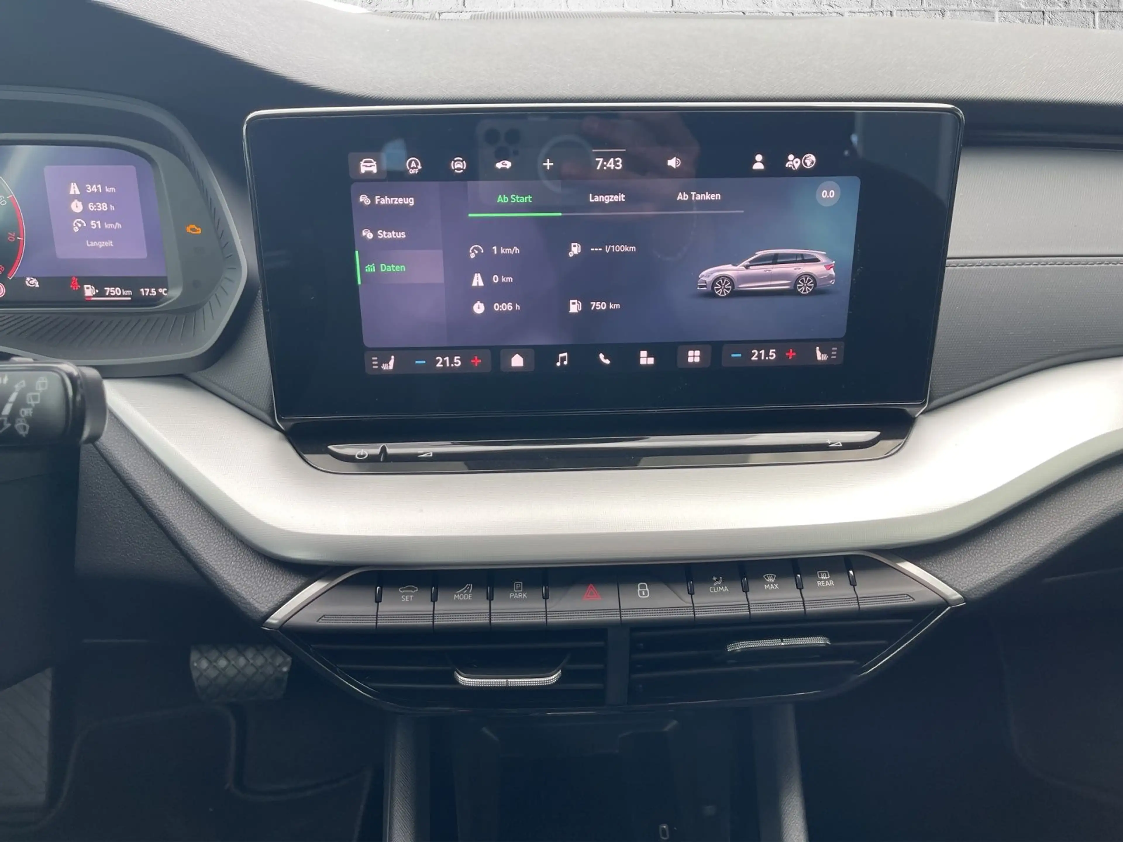 Skoda Octavia Combi 1.5 TSI mHEV DSG - Selection — photo 13