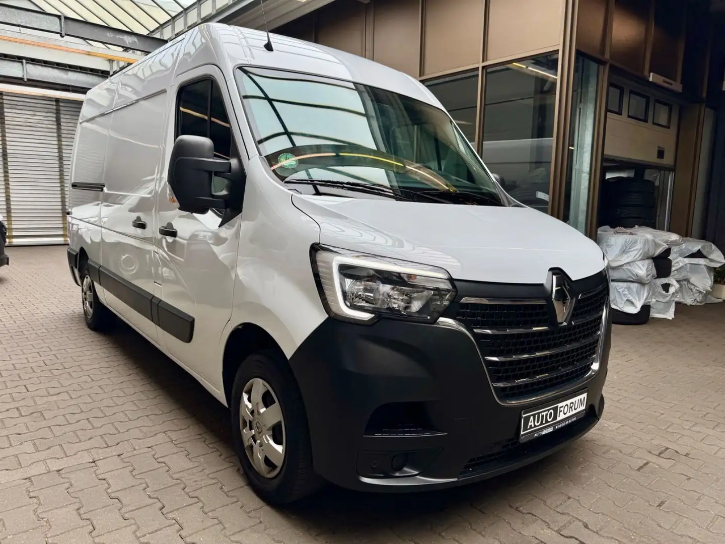 Renault Master 2.3 dCi L2H2 3,5t KLIMA AHK PDC CAM TEMP Weiß - 2