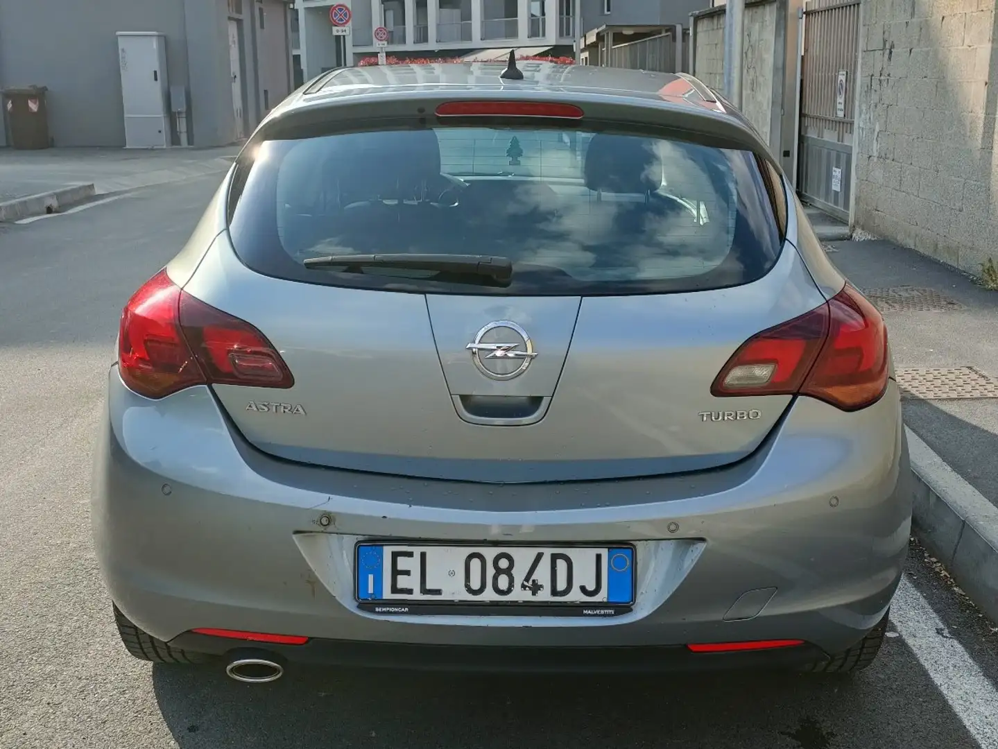 Opel Astra 5p 1.4 t Cosmo 140cv - 2