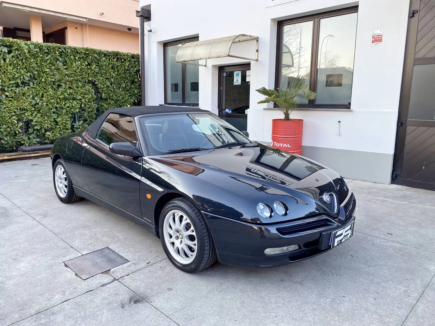 Alfa Romeo Spider Spider 916 2.0 ts 16v 150cv Lusso - Storica Schwarz - 2