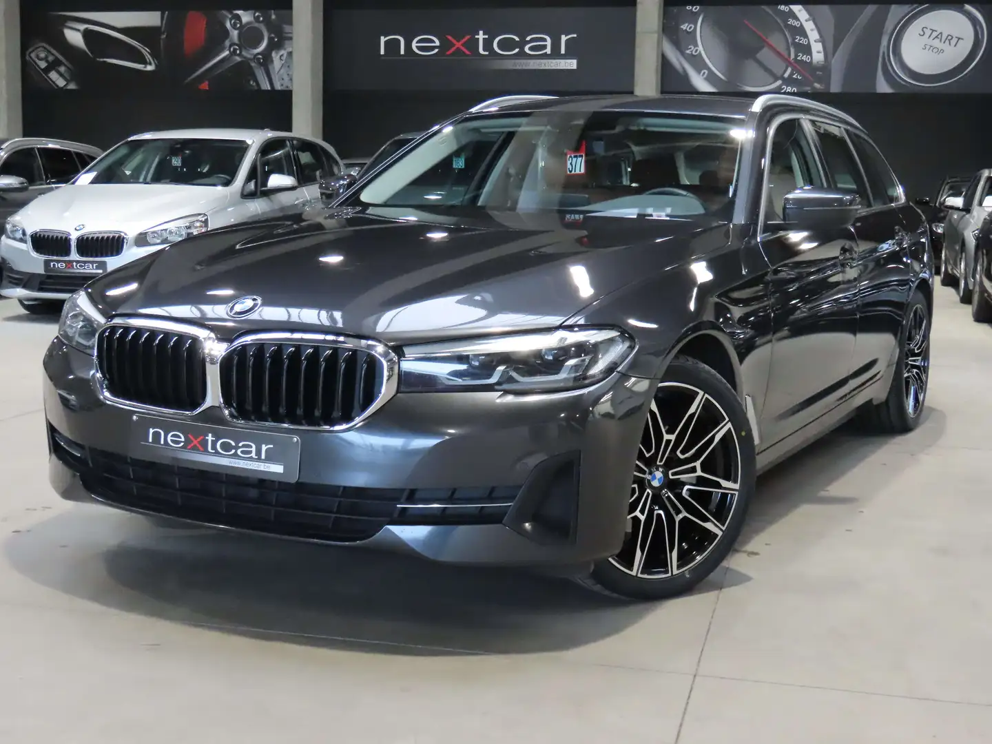 BMW 518 dA Touring **CUIR-LED-NAVI-CAMERA-COCKPIT** Gris - 1