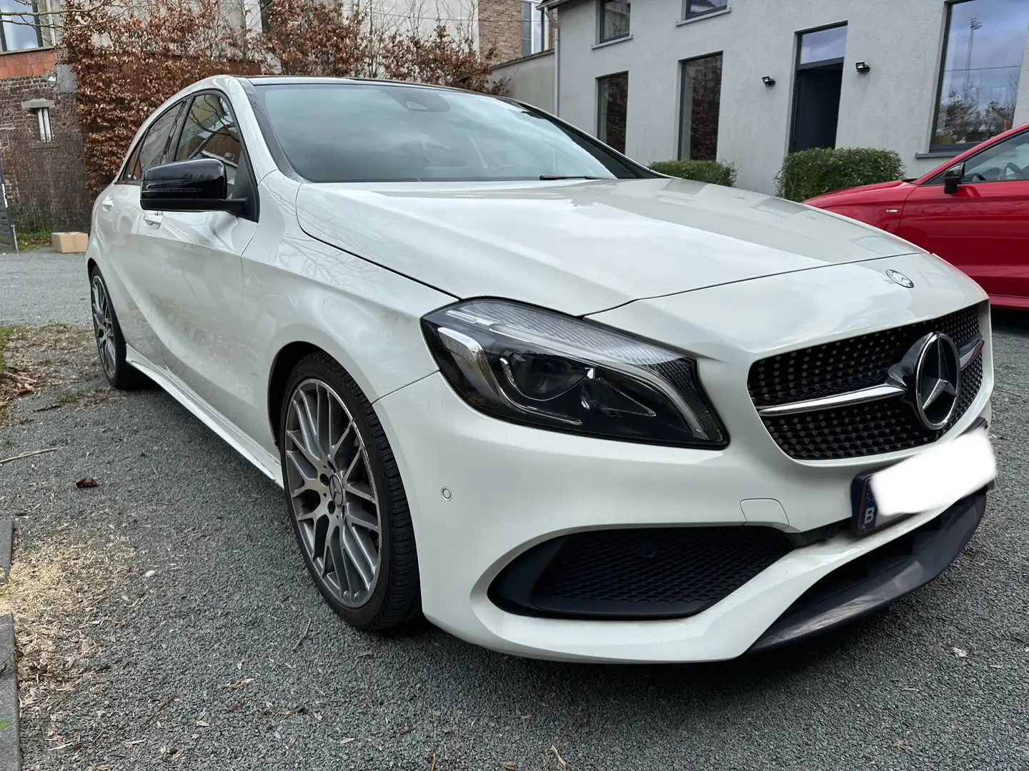 Mercedes-Benz A 200 Pack Sport + Pano Beige - 1