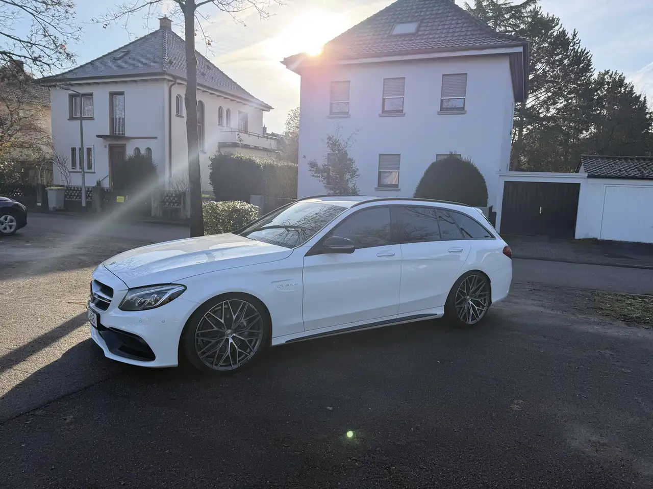 Mercedes-Benz C 63 AMG