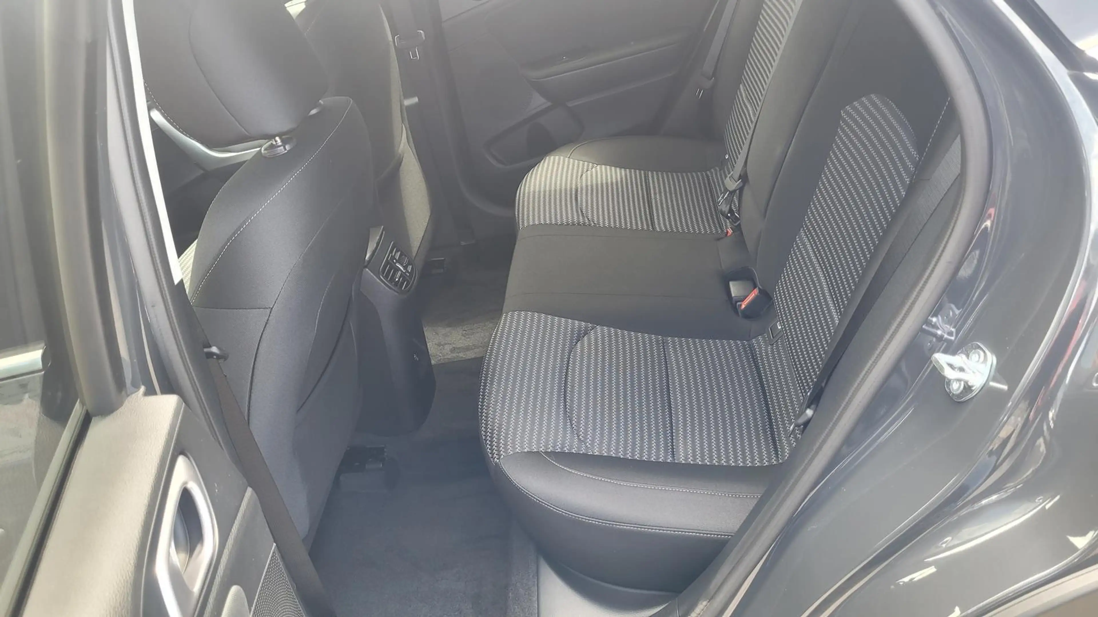 Kia XCeed City *Modell 2026*LED*Navi*PDC*Cam*SHZ*AHK 110 ... — photo 9