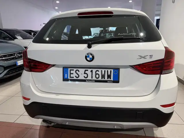 BMW X1 view 4