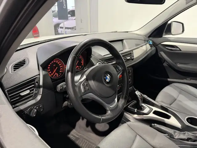 BMW X1 view 5